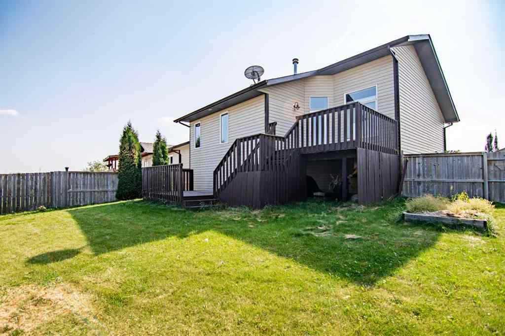 MLS® A2248337 - 61 Mann Drive  in Palisades Penhold, Residential