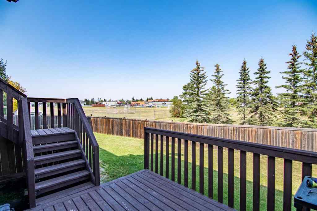MLS® A2248337 - 61 Mann Drive  in Palisades Penhold, Residential
