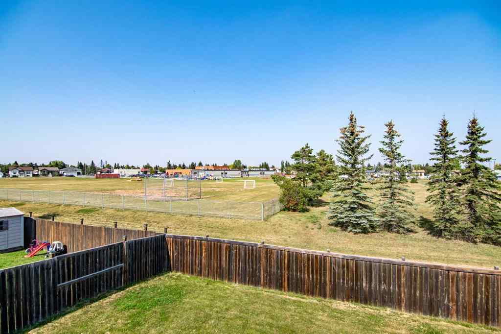 MLS® A2248337 - 61 Mann Drive  in Palisades Penhold, Residential