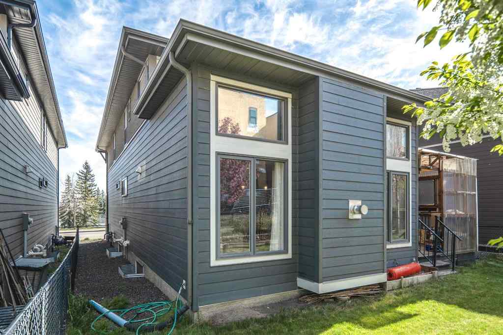 MLS® A2248340 - 767 Shawnee Drive SW in Shawnee Slopes Calgary, Residential