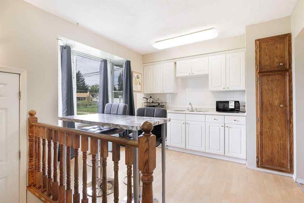 MLS® A2248342 - 639 Thornhill Drive NW in Thorncliffe Calgary, Residential