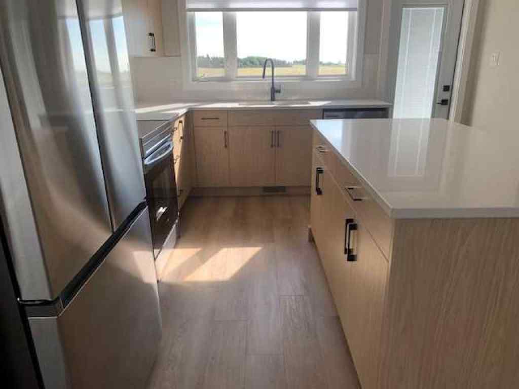 MLS® A2248345 - Unit #B 3901 Sundance Drive  in NONE Coalhurst, Rental