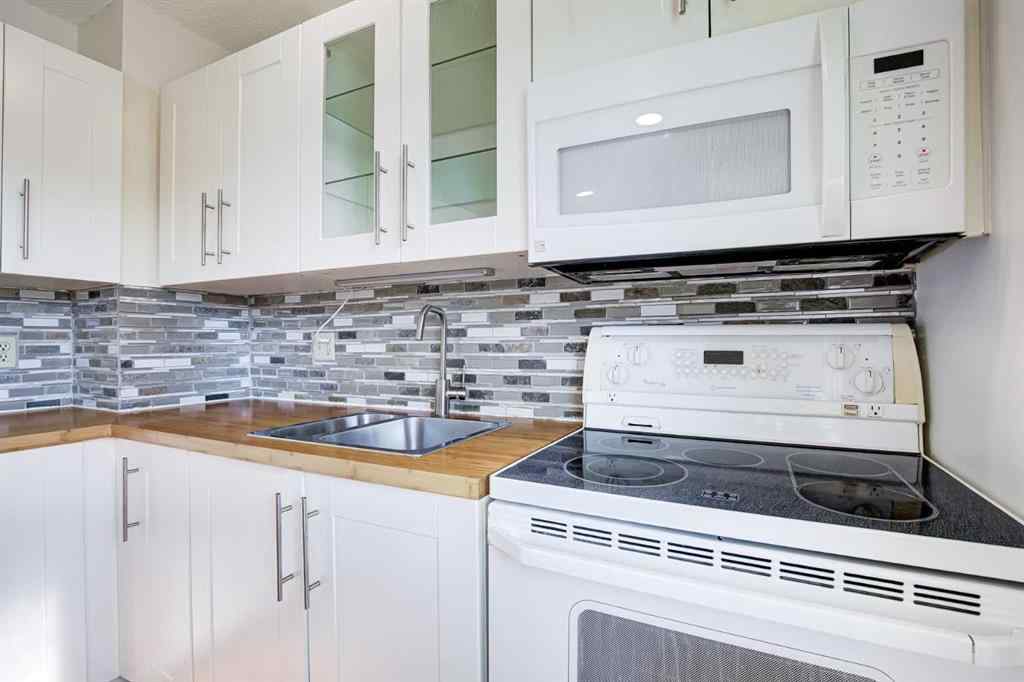 MLS® A2248347 - 57 Georgian Villas NE in Marlborough Park Calgary, Residential