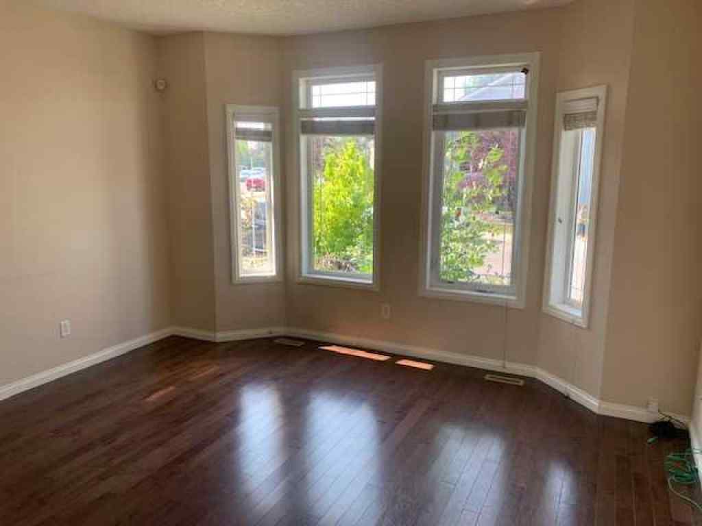 MLS® A2248348 - 512 Silkstone Crescent W in Copperwood Lethbridge, Rental