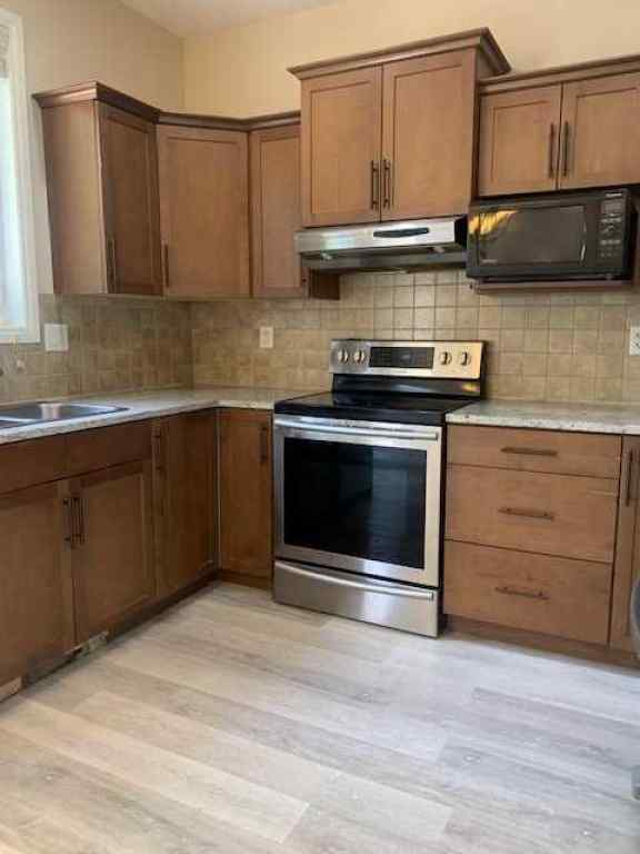 MLS® A2248348 - 512 Silkstone Crescent W in Copperwood Lethbridge, Rental