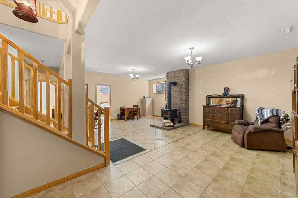 MLS® A2248351 - 68 Westpoint Drive  in NONE Didsbury, Residential