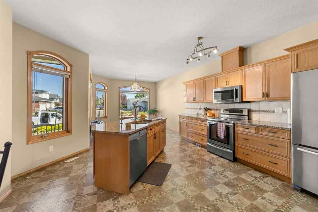 MLS® A2248351 - 68 Westpoint Drive  in NONE Didsbury, Residential