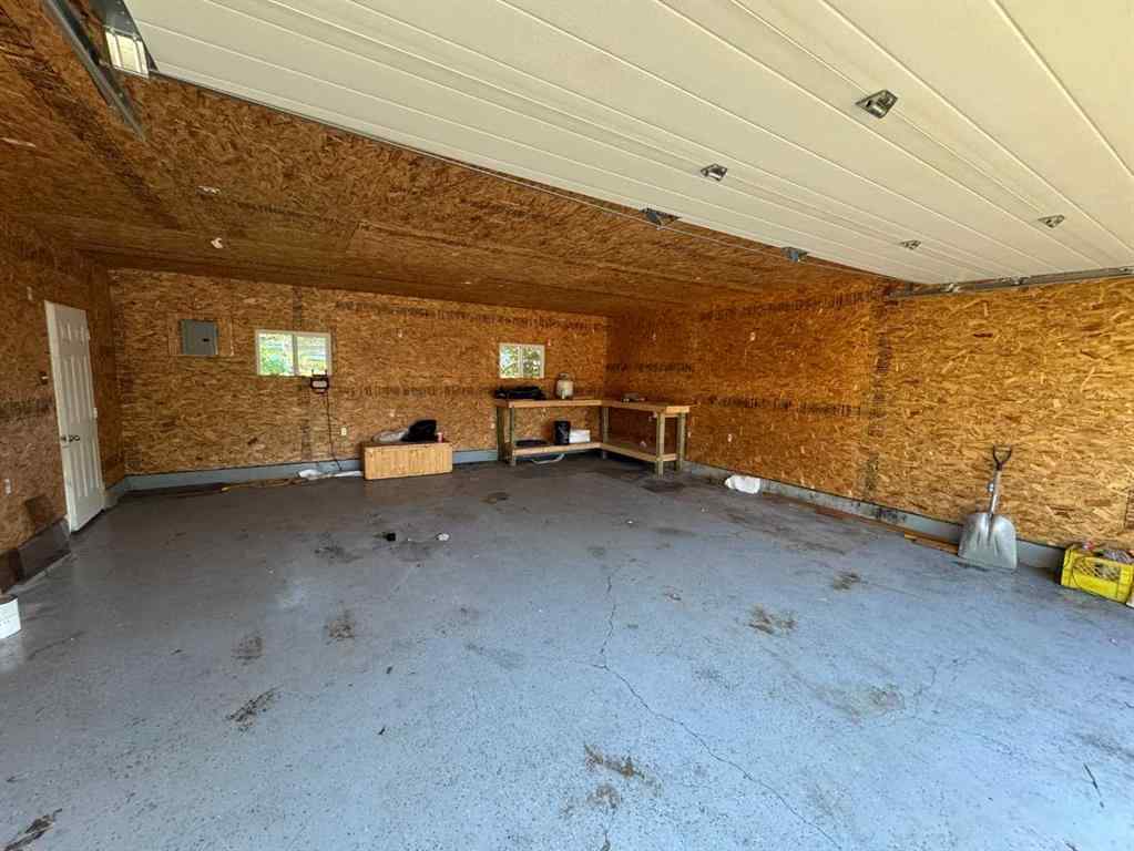 MLS® A2248353 - 9509 104 Avenue  in Hillside Grande Prairie, Residential