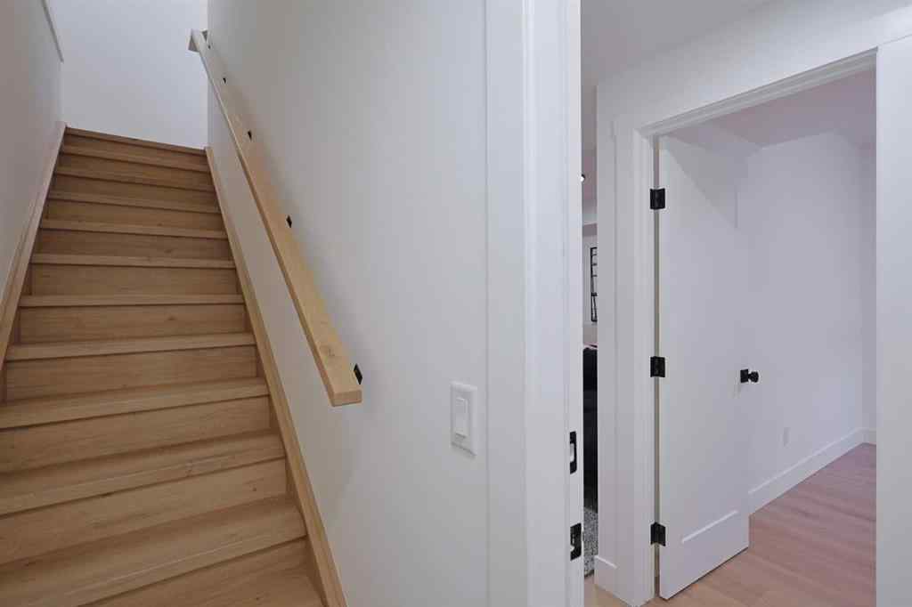 MLS® A2248361 - 517 34A Street NW in Parkdale Calgary, Residential