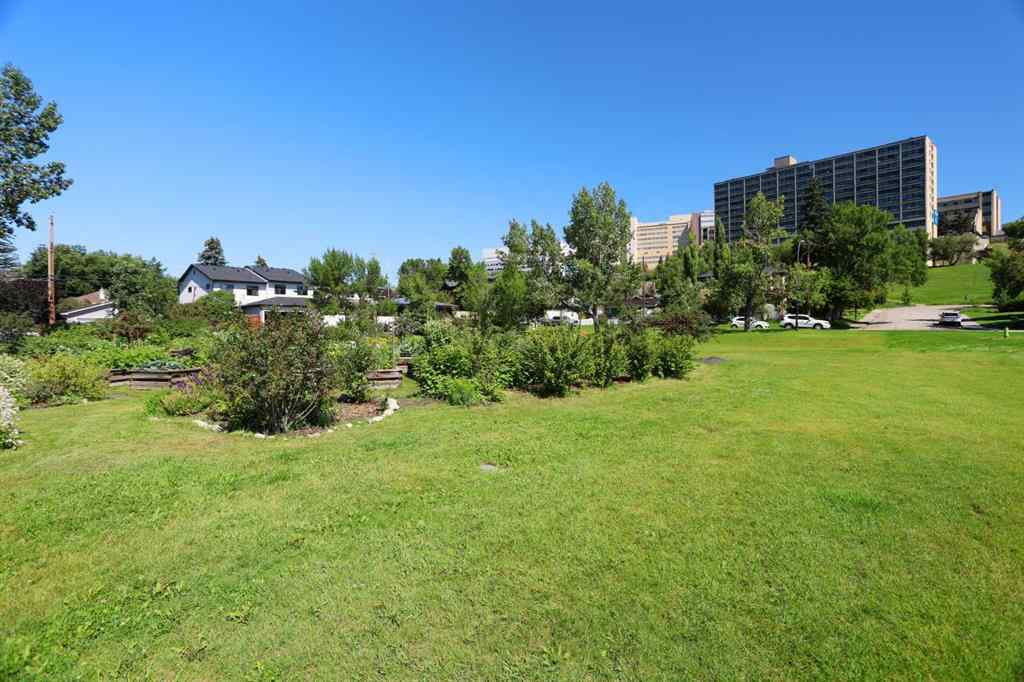 MLS® A2248361 - 517 34A Street NW in Parkdale Calgary, Residential