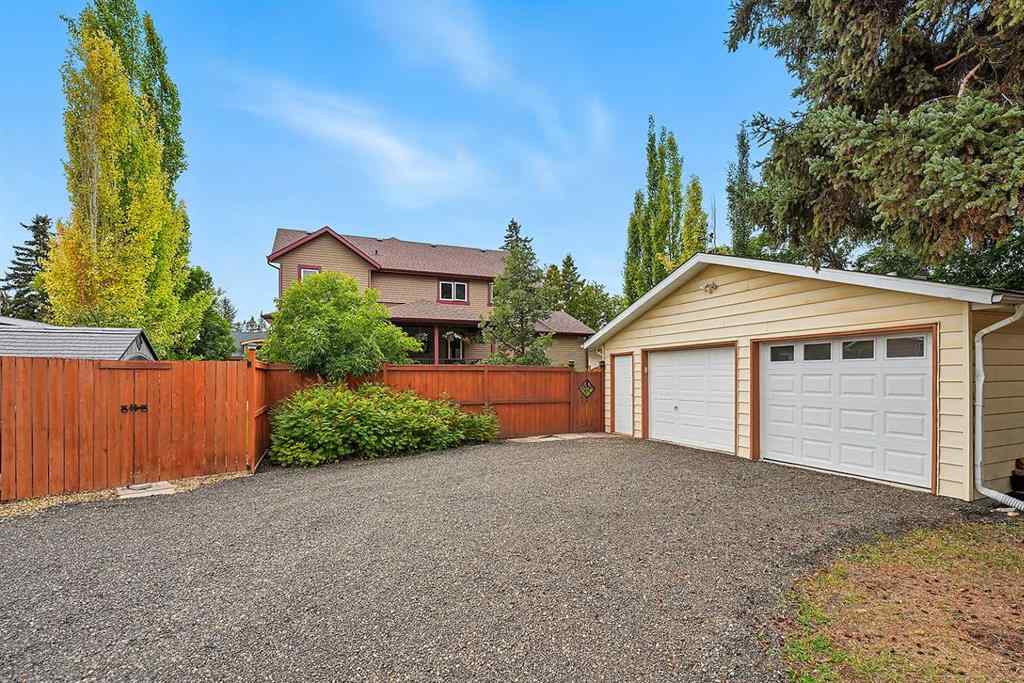 MLS® A2248365 - 3715 44A Avenue  in Mountview Red Deer, Residential