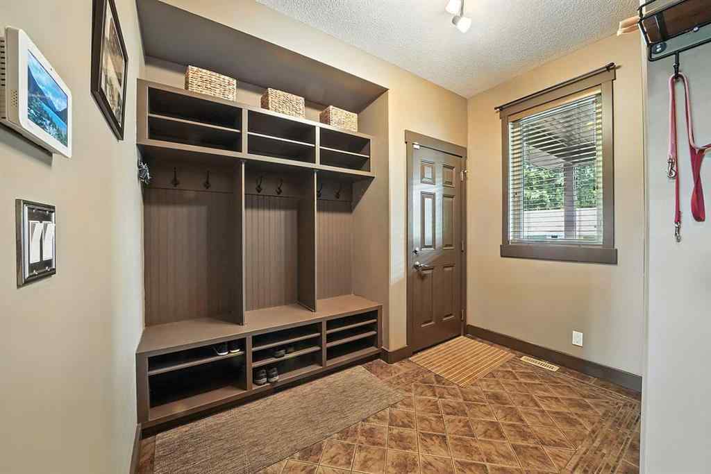 MLS® A2248365 - 3715 44A Avenue  in Mountview Red Deer, Residential