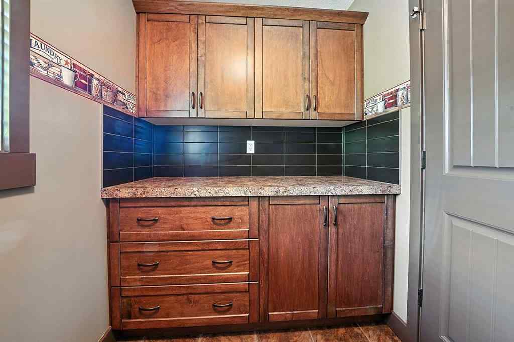 MLS® A2248365 - 3715 44A Avenue  in Mountview Red Deer, Residential