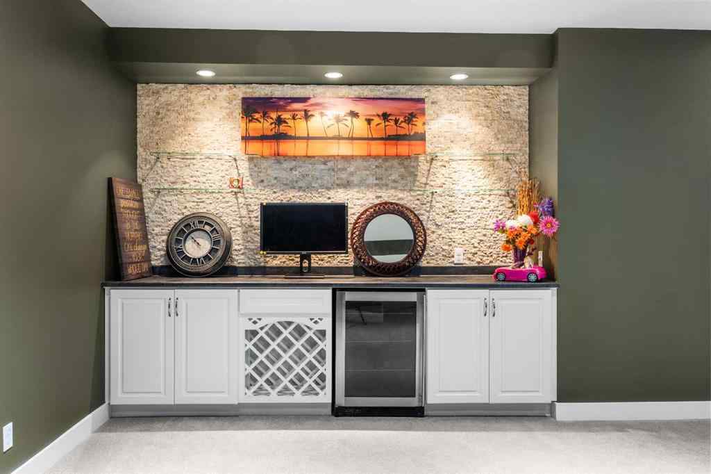MLS® A2248368 - 24 Panatella Square NW in Panorama Hills Calgary, Residential