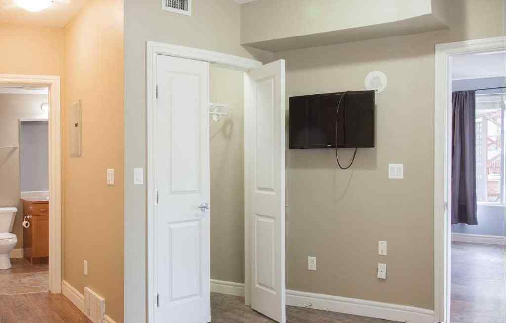 MLS® A2248371 - Unit #601 910 5 Avenue SW in Downtown Commercial Core Calgary, Residential