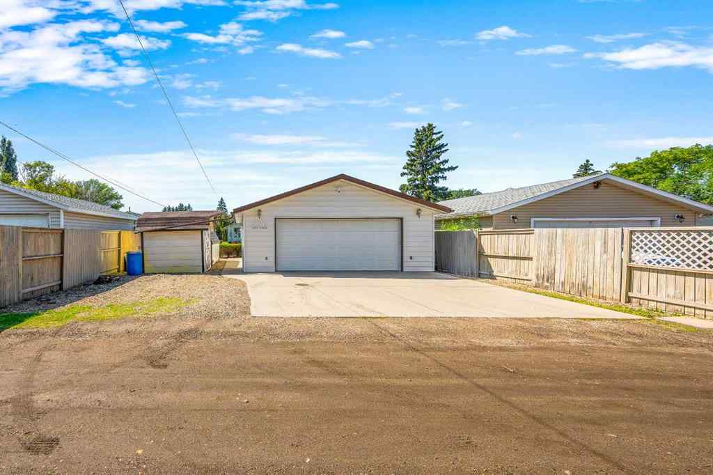 MLS® A2248376 - 5613 50 Avenue  in North Lloydminster Lloydminster, Residential