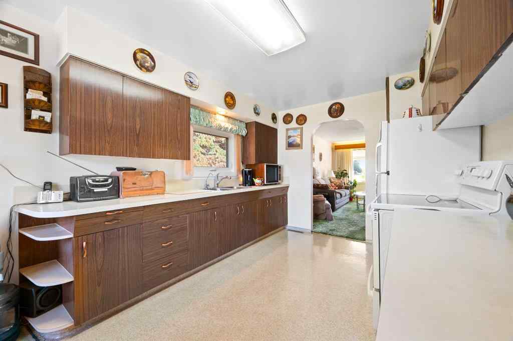 MLS® A2248376 - 5613 50 Avenue  in North Lloydminster Lloydminster, Residential