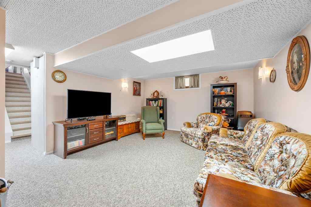 MLS® A2248376 - 5613 50 Avenue  in North Lloydminster Lloydminster, Residential