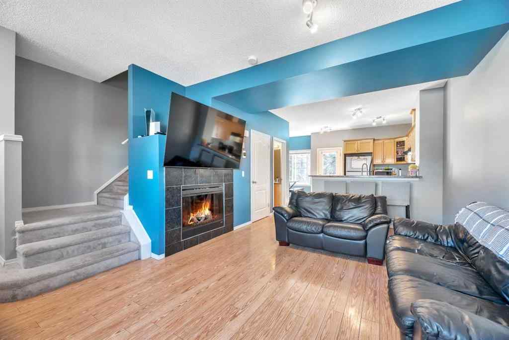 MLS® A2248377 - 205 Strathaven Mews  in Strathaven Strathmore, Residential
