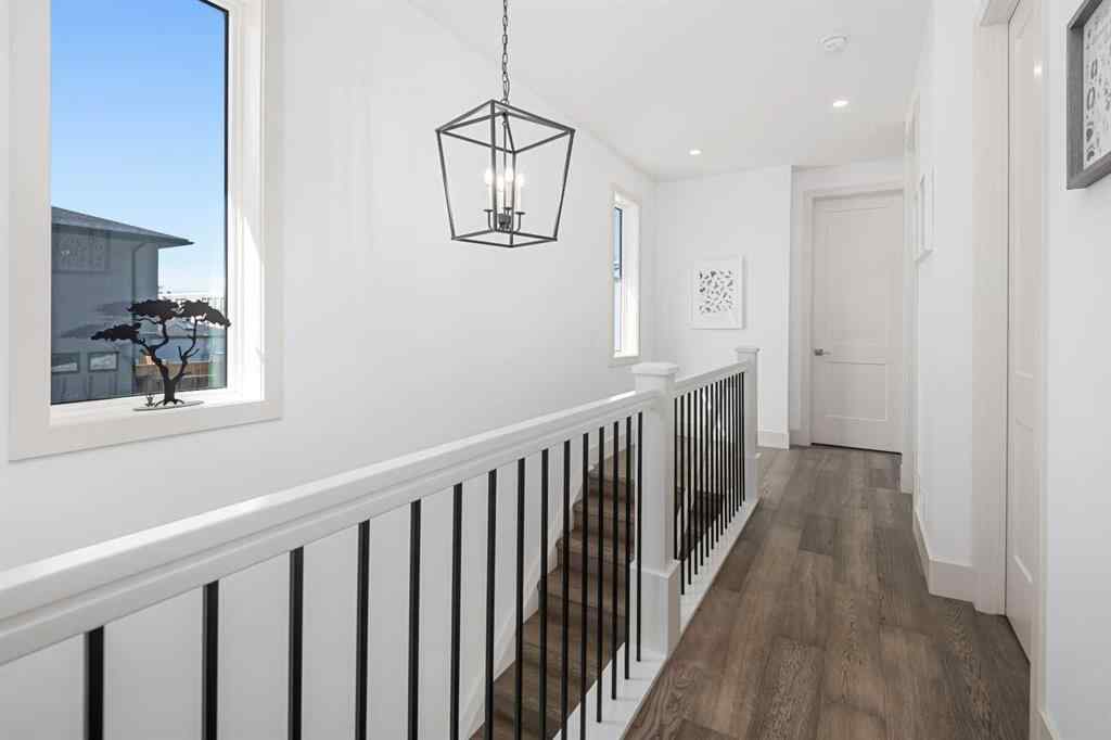 MLS® A2248382 - 2126B 52 Avenue SW in North Glenmore Park Calgary, Residential