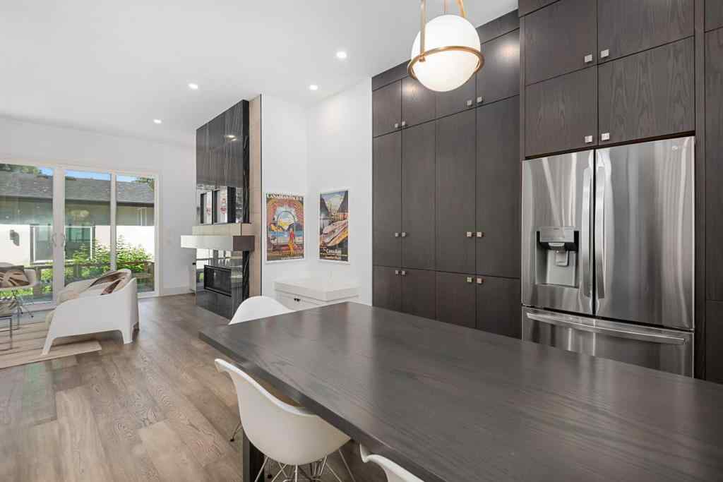 MLS® A2248382 - 2126B 52 Avenue SW in North Glenmore Park Calgary, Residential