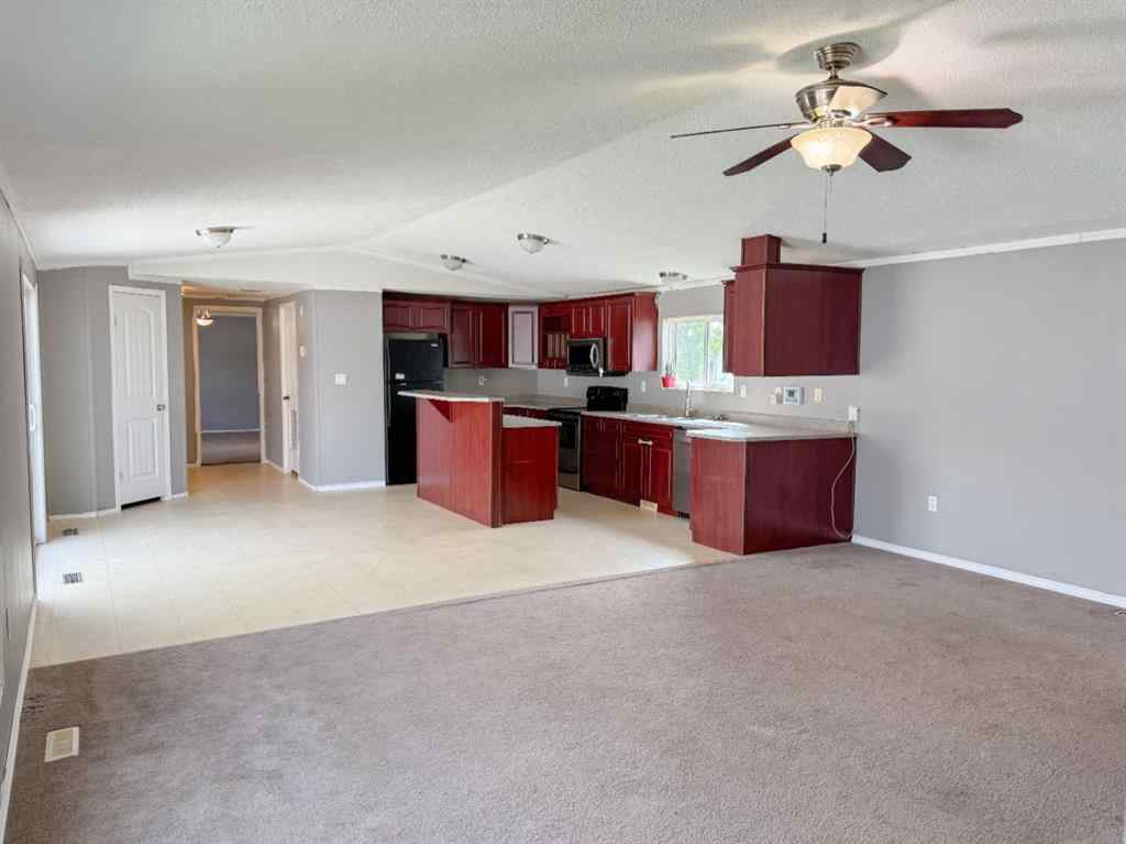 MLS® A2248383 - 8805 91 Street  in MH - Creekside Grande Prairie, Residential
