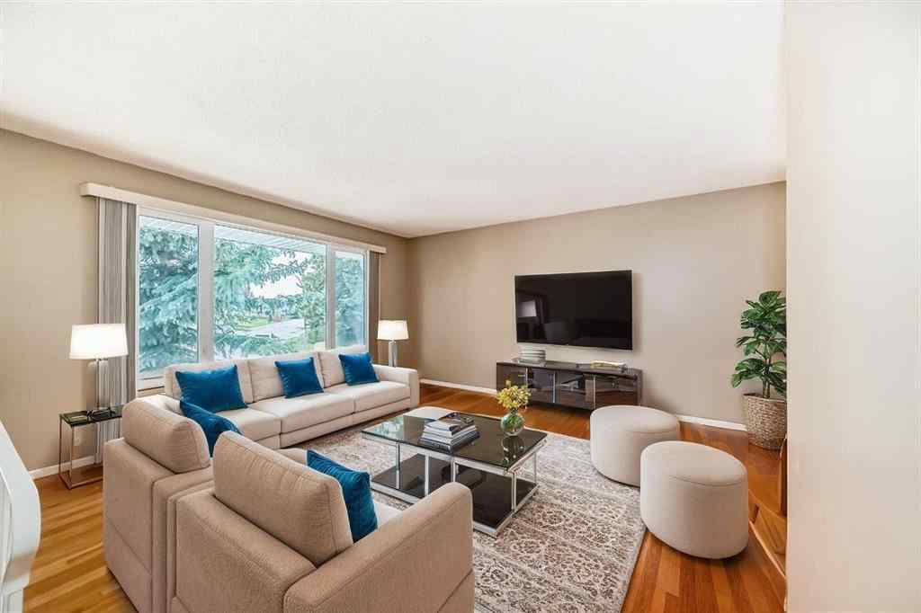 MLS® A2248385 - 5036 Marshall Road NE in Marlborough Calgary, Residential