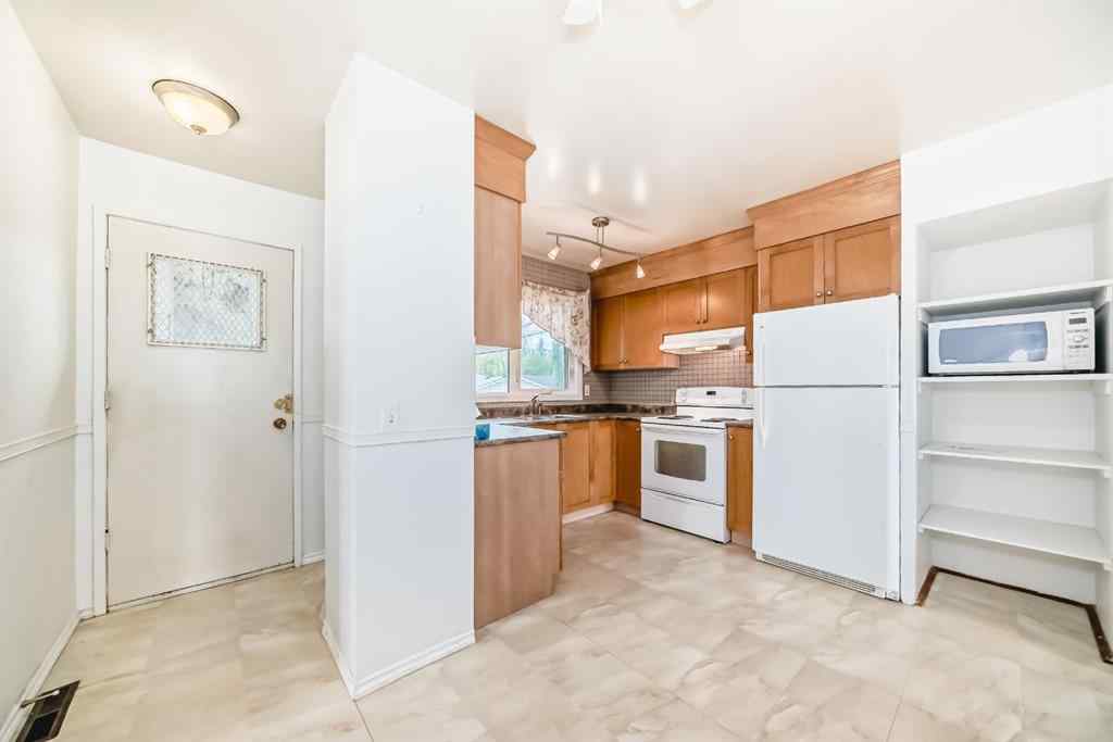MLS® A2248385 - 5036 Marshall Road NE in Marlborough Calgary, Residential