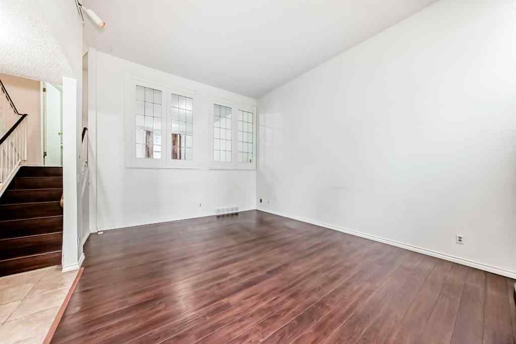 MLS® A2248398 - Unit #5 5400 dalhousie Drive NW in Dalhousie Calgary, Residential