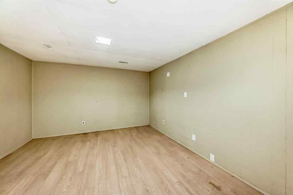 MLS® A2248398 - Unit #5 5400 dalhousie Drive NW in Dalhousie Calgary, Residential