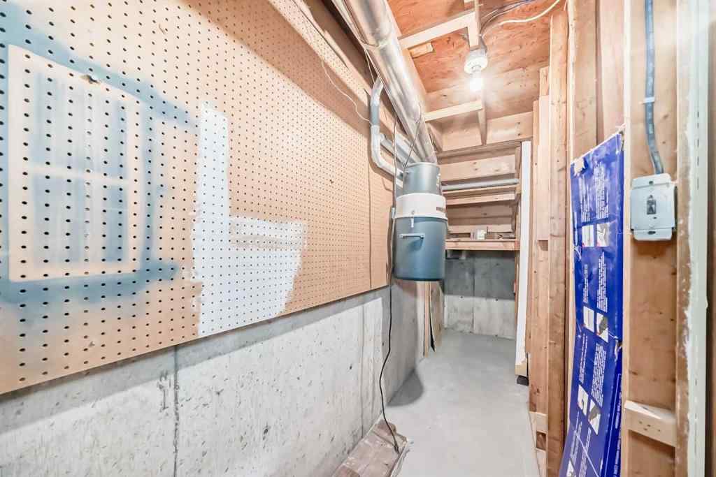 MLS® A2248398 - Unit #5 5400 dalhousie Drive NW in Dalhousie Calgary, Residential
