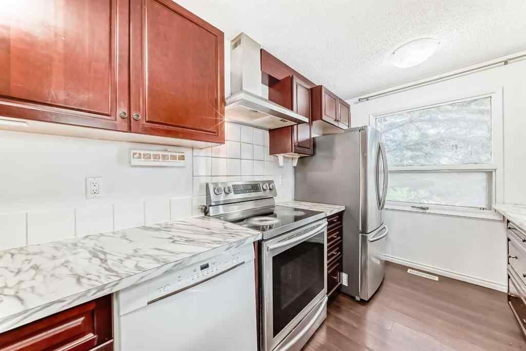 MLS® A2248398 - Unit #5 5400 dalhousie Drive NW in Dalhousie Calgary, Residential