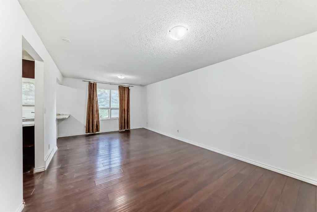 MLS® A2248398 - Unit #5 5400 dalhousie Drive NW in Dalhousie Calgary, Residential