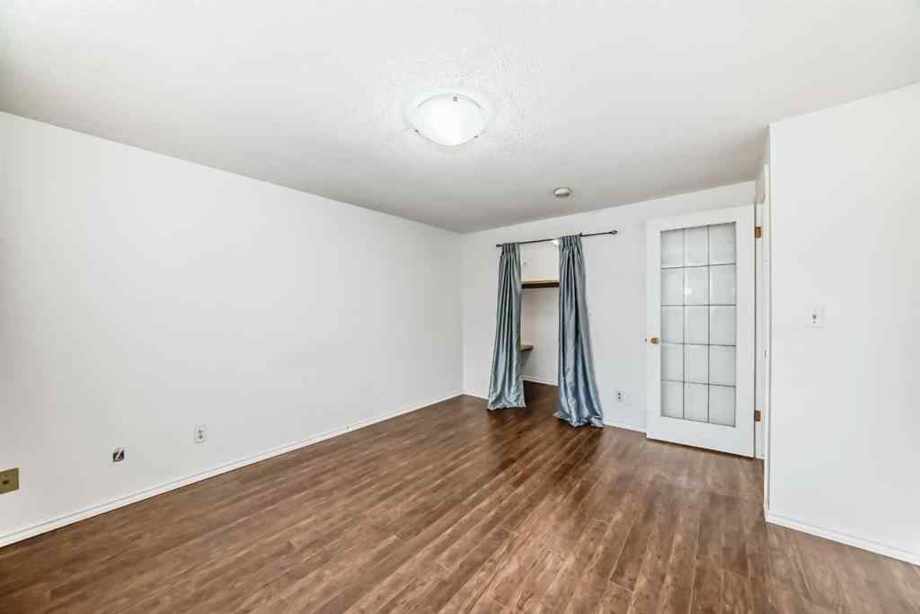 MLS® A2248398 - Unit #5 5400 dalhousie Drive NW in Dalhousie Calgary, Residential