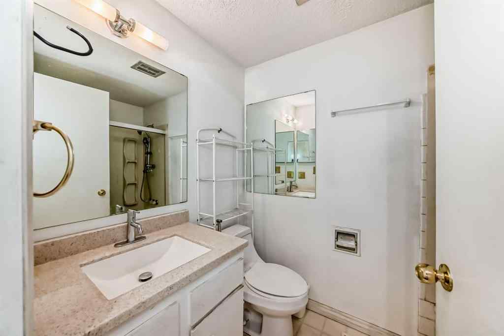 MLS® A2248398 - Unit #5 5400 dalhousie Drive NW in Dalhousie Calgary, Residential