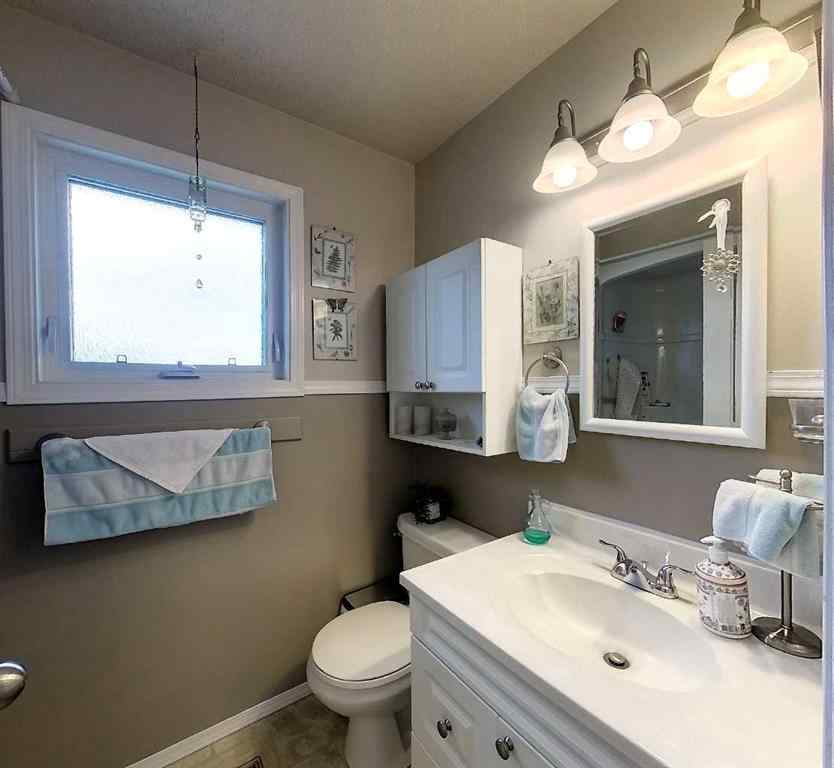 MLS® A2248401 - 6908 5 Avenue  in Edson Edson, Residential