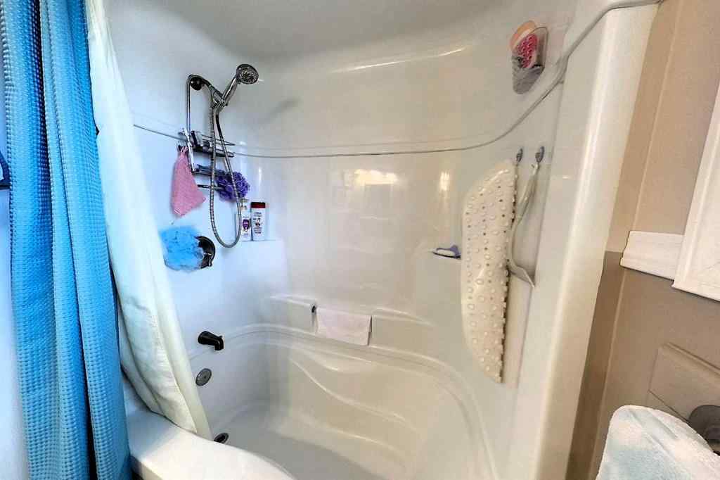 MLS® A2248401 - 6908 5 Avenue  in Edson Edson, Residential