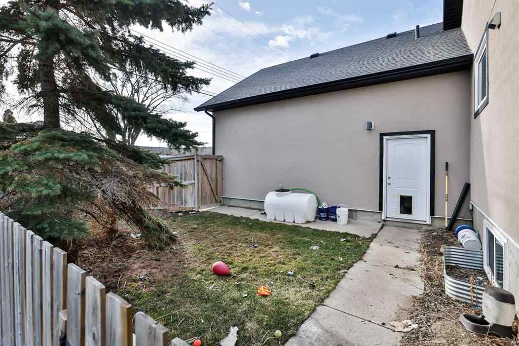 MLS® A2248406 - 35 Church Avenue  in NONE Raymond, Residential