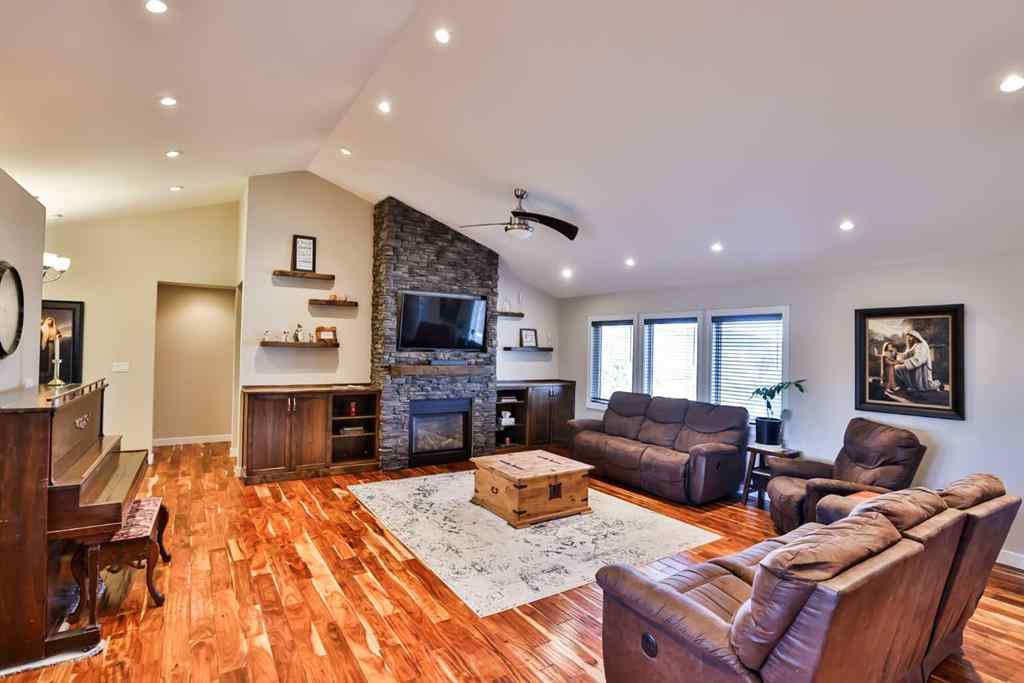 MLS® A2248406 - 35 Church Avenue  in NONE Raymond, Residential