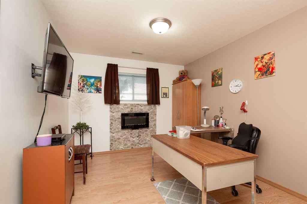 MLS® A2248409 - 1802 13 Street N in St Edwards Lethbridge, Residential