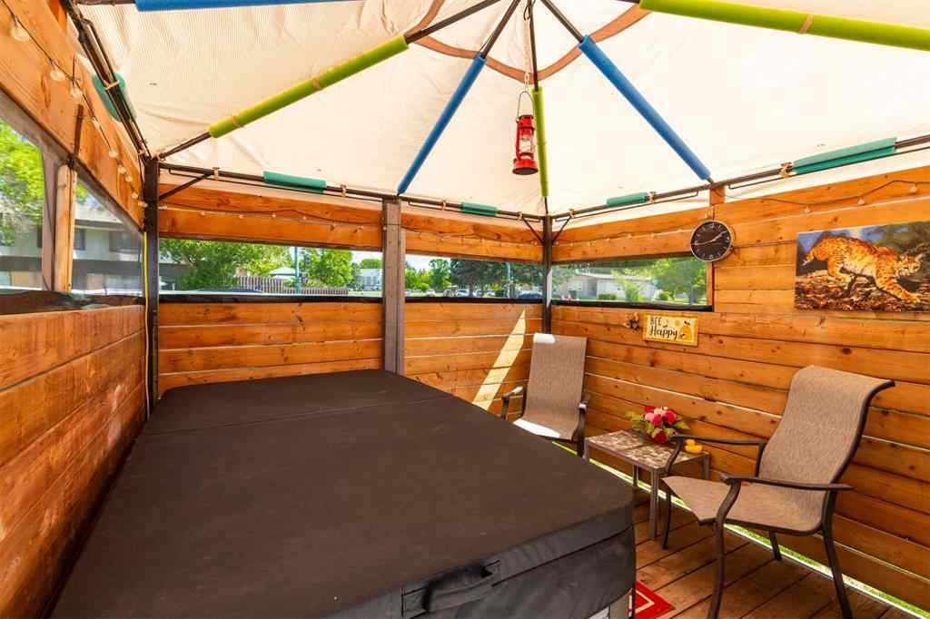 MLS® A2248409 - 1802 13 Street N in St Edwards Lethbridge, Residential
