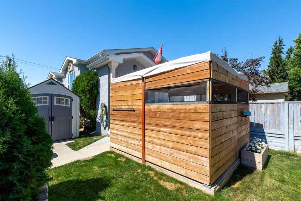 MLS® A2248409 - 1802 13 Street N in St Edwards Lethbridge, Residential