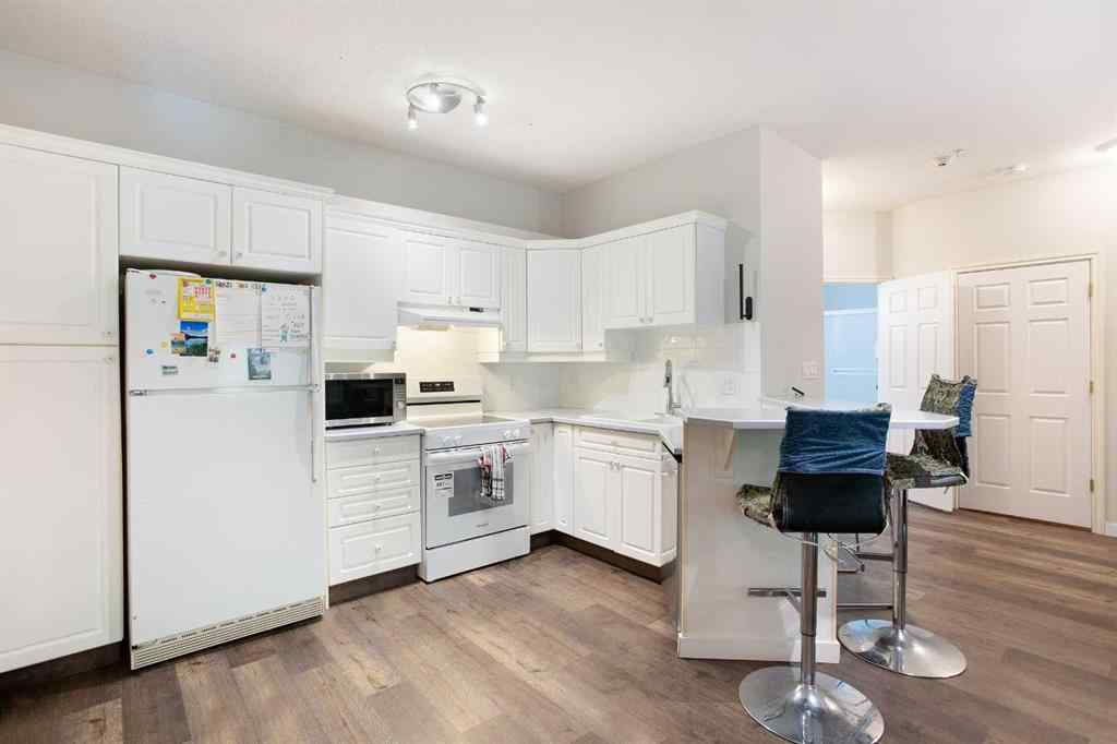 MLS® A2248411 - Unit #306 777 3 Avenue SW in Downtown Commercial Core Calgary, Residential