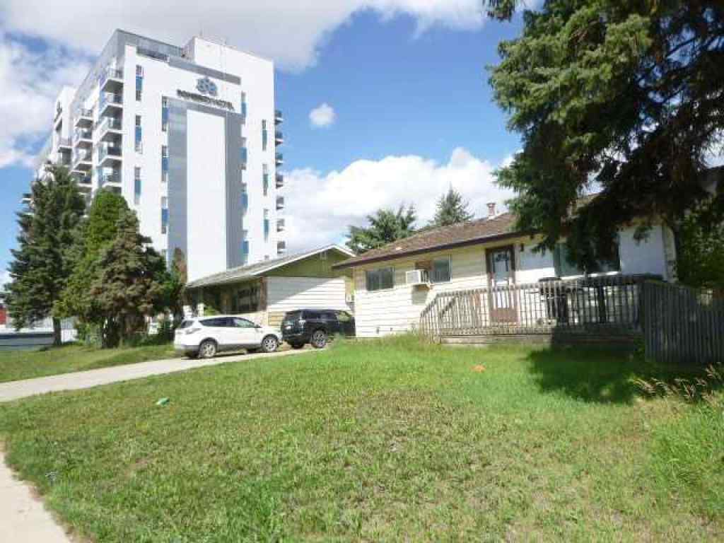 MLS® A2248413 - 10102, 10104, 10106 Manning Avenue  in Downtown Fort McMurray, Commercial
