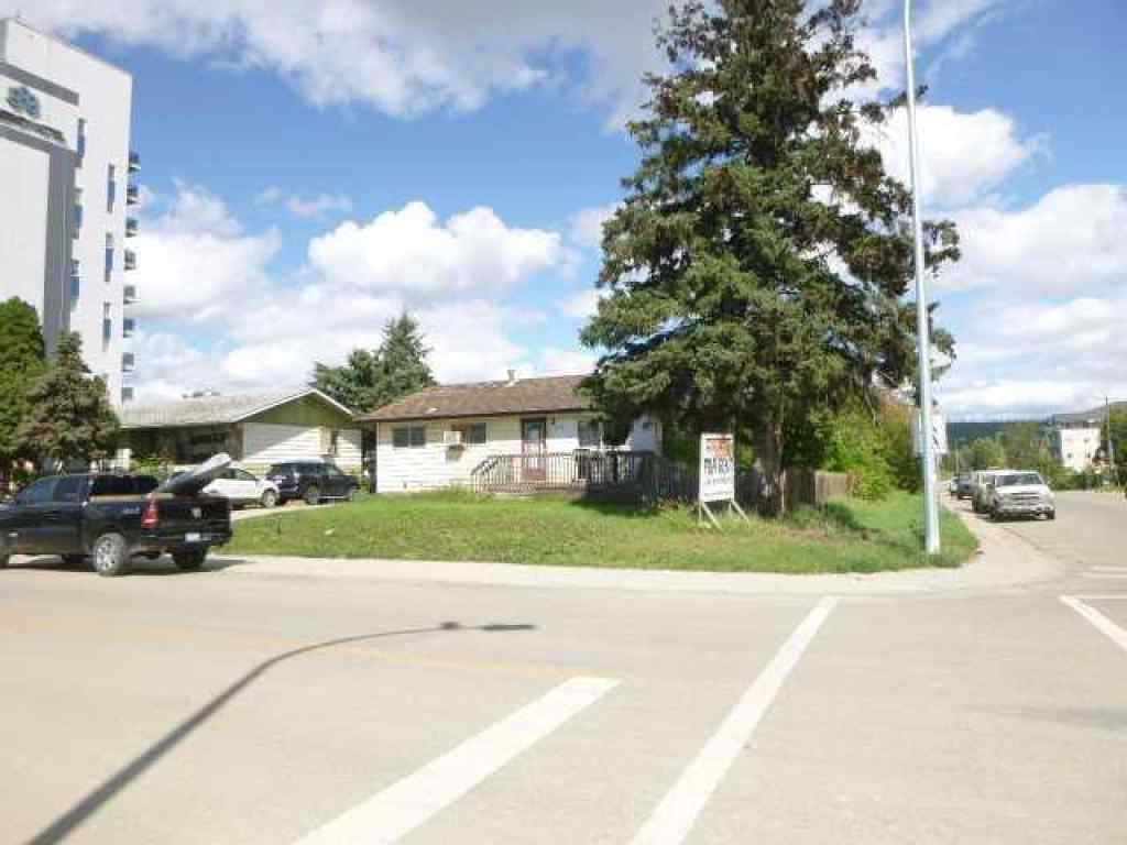 MLS® A2248413 - 10102, 10104, 10106 Manning Avenue  in Downtown Fort McMurray, Commercial
