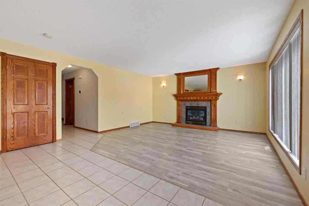 MLS® A2248417 - 183 Cove Drive  in The Cove Chestermere, Residential
