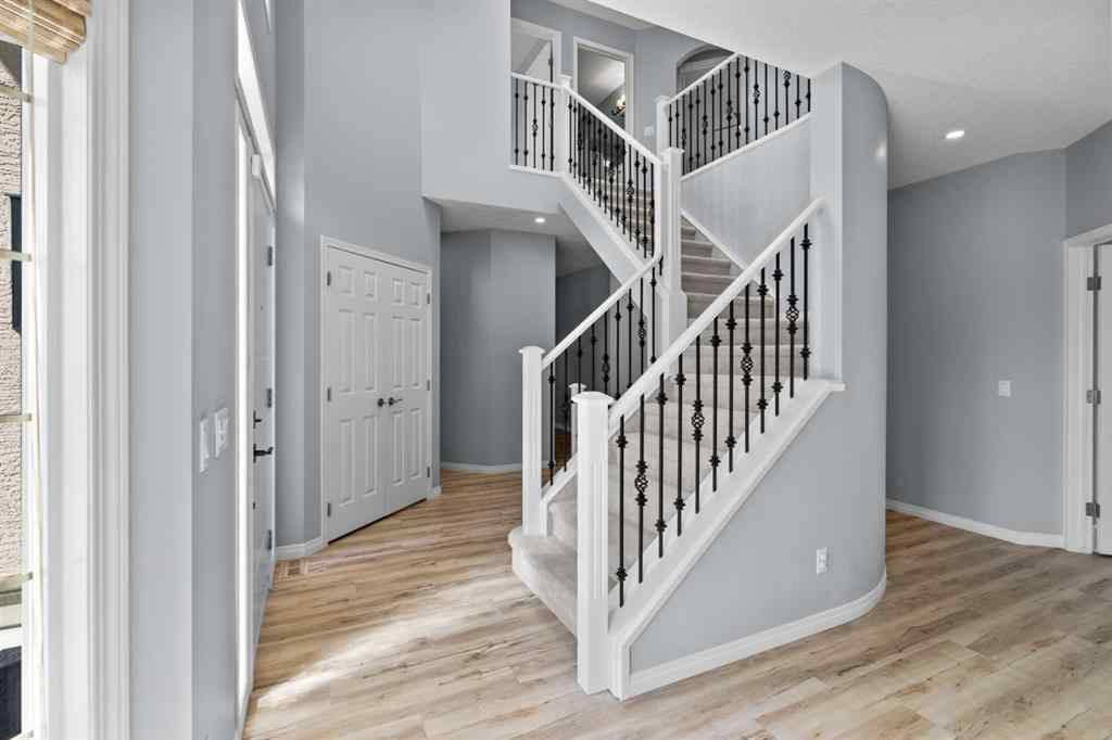 MLS® A2248436 - 74 Simcrest Manor SW in Signal Hill Calgary, Residential