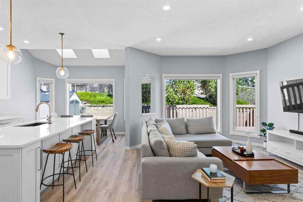 MLS® A2248436 - 74 Simcrest Manor SW in Signal Hill Calgary, Residential