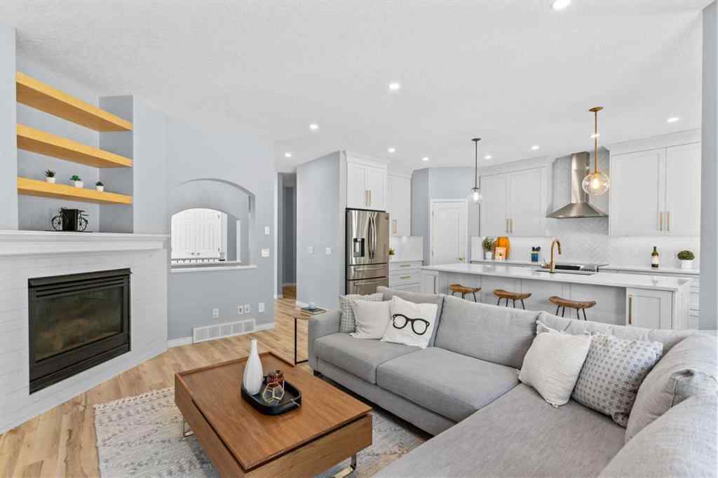 MLS® A2248436 - 74 Simcrest Manor SW in Signal Hill Calgary, Residential
