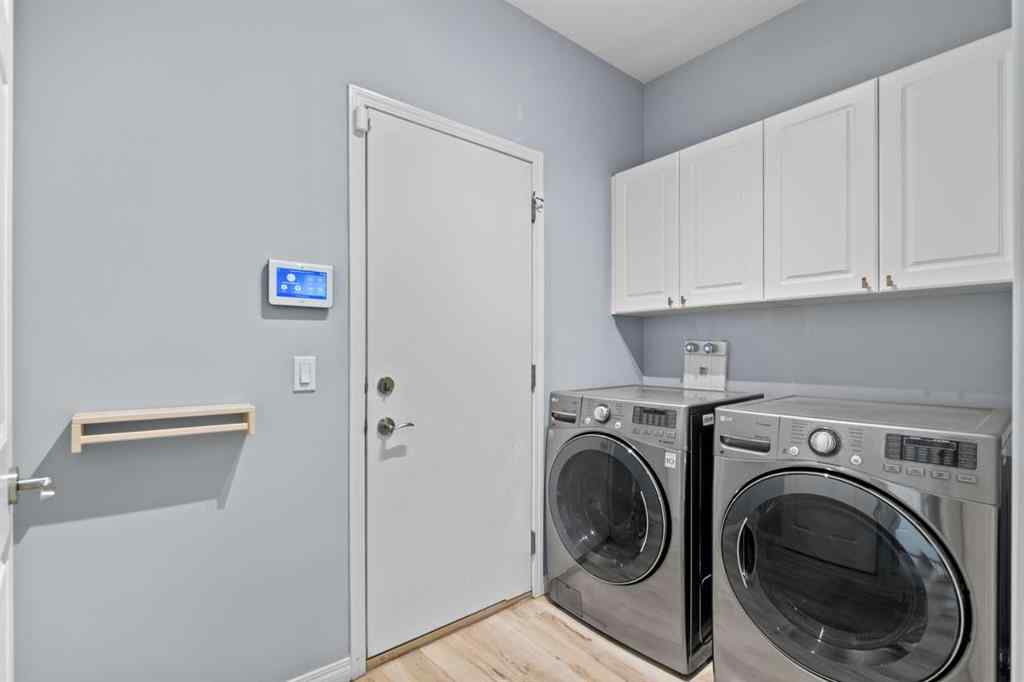 MLS® A2248436 - 74 Simcrest Manor SW in Signal Hill Calgary, Residential